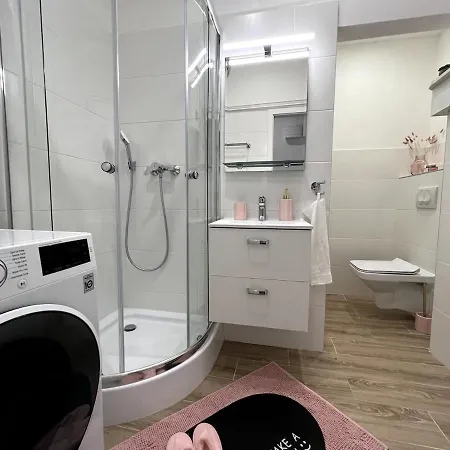 2bd- Next To Presidential Palace דירה *